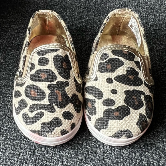 Stuart Weitzman Baby Nuggets Caramel Cheetah Shoes - Picture 9 of 10
